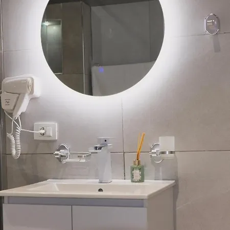 Suncity Tirana Апартаменты *